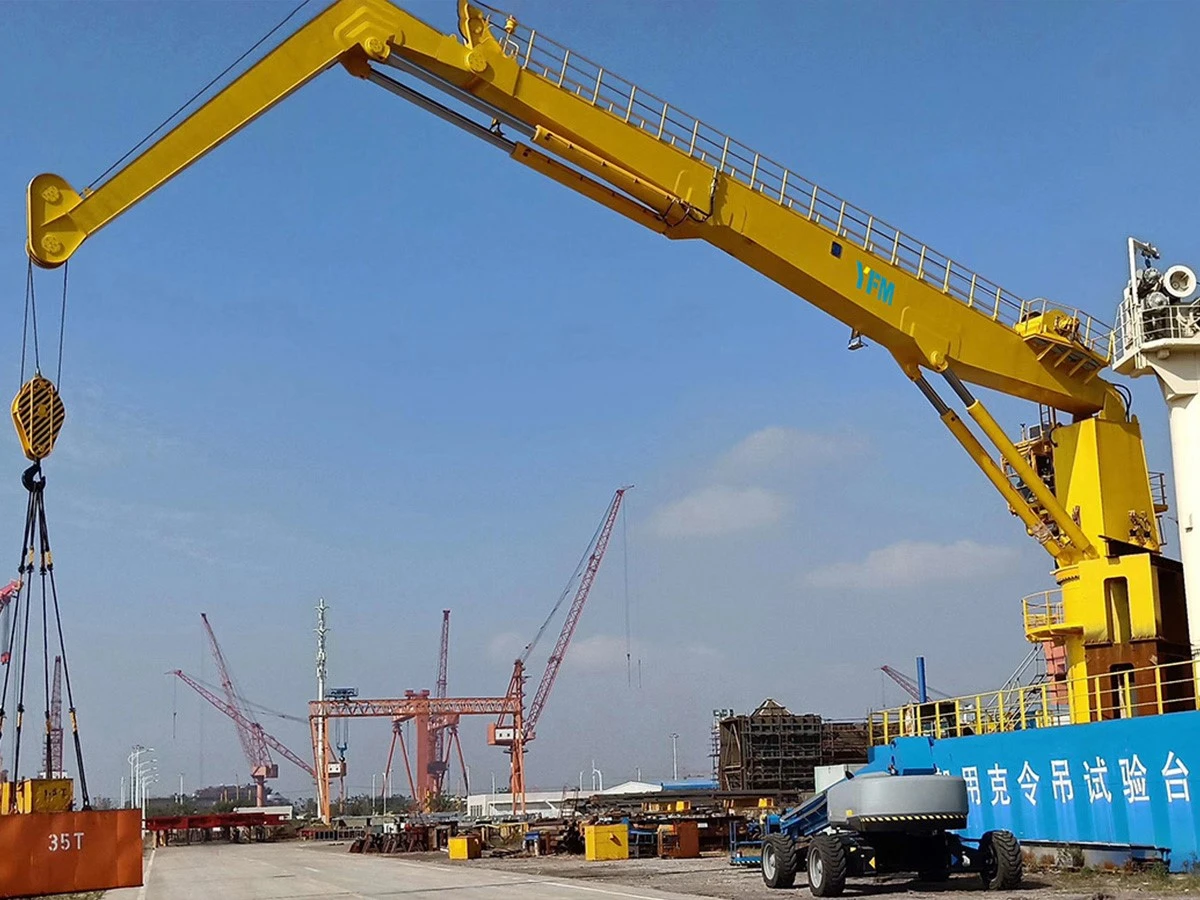 YFM---Knuckle Boom Marine Deck Crane YFM---Knuckle Boom Marine Deck Crane